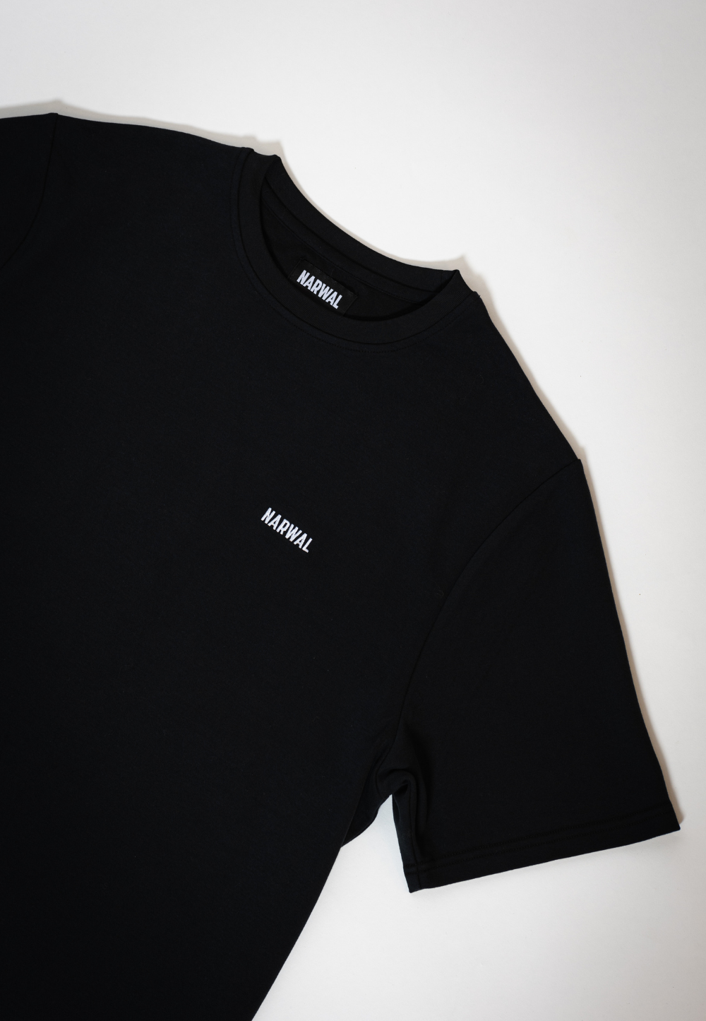 Plain Black - T-shirt