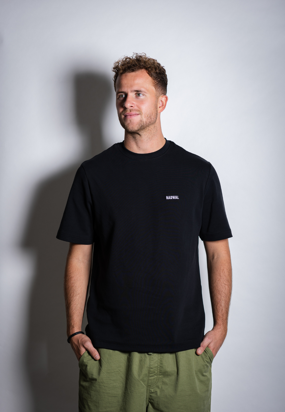 Plain Black - T-shirt